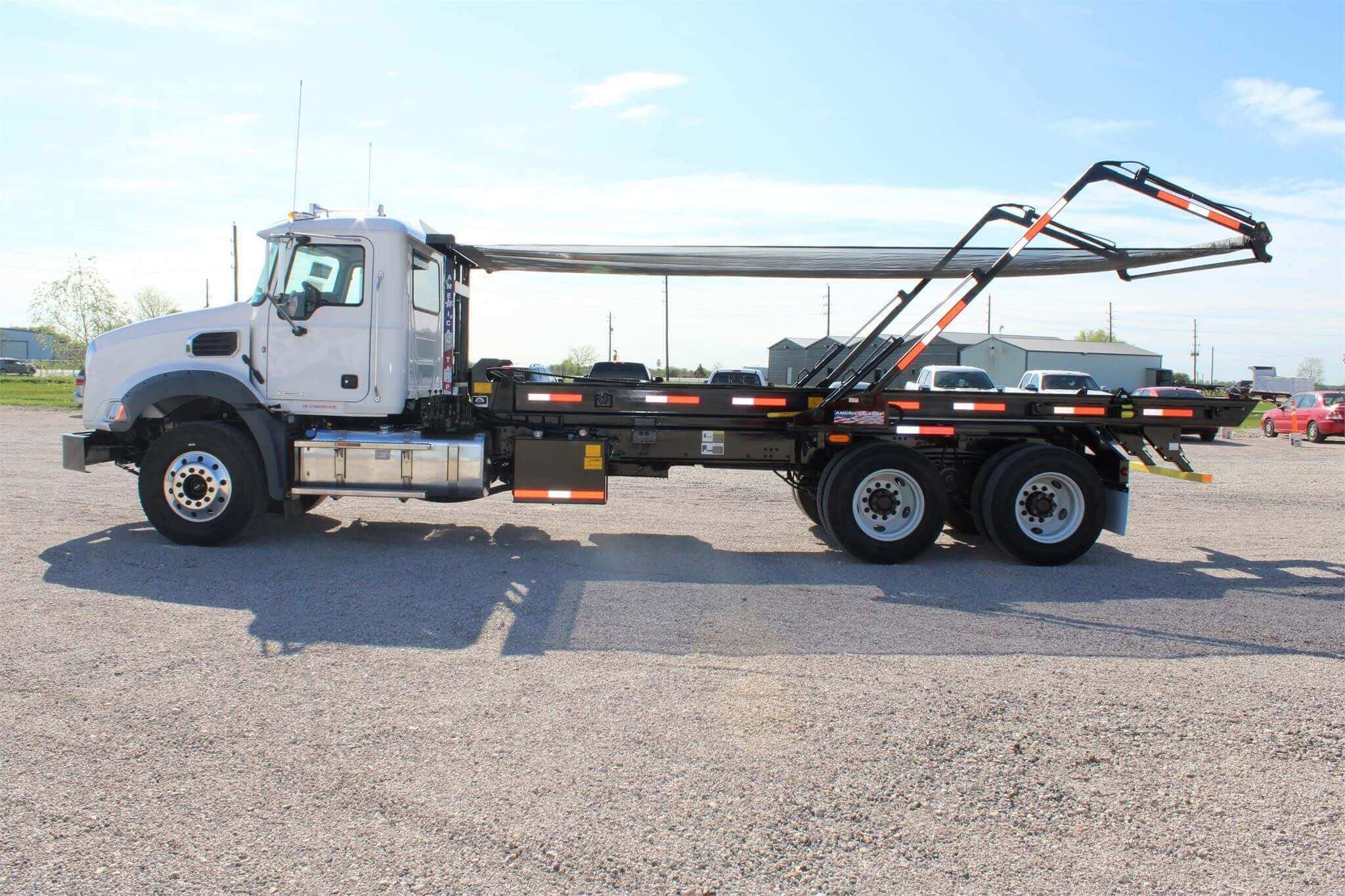 2025 MACK GRANITE - Roll-Off Garbage Trucks