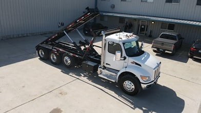 Roll-Off Garbage Trucks