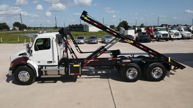 Roll-Off Garbage Trucks
