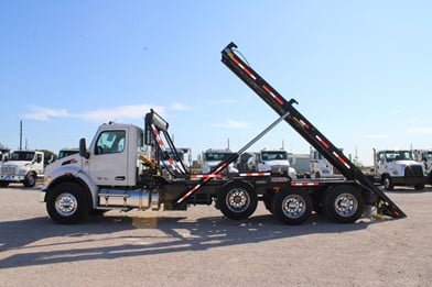 Roll-Off Garbage Trucks