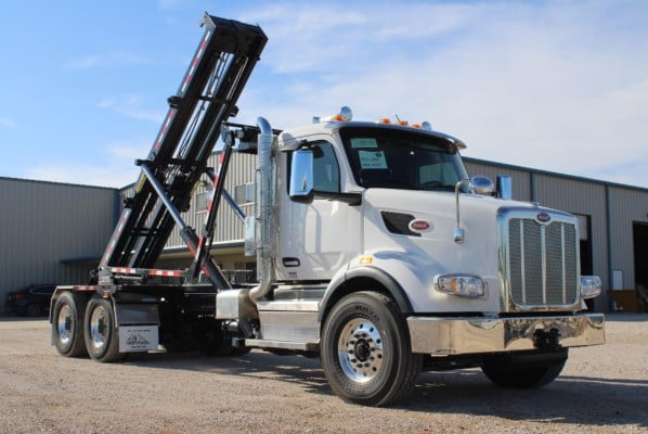 Roll-Off Garbage Trucks