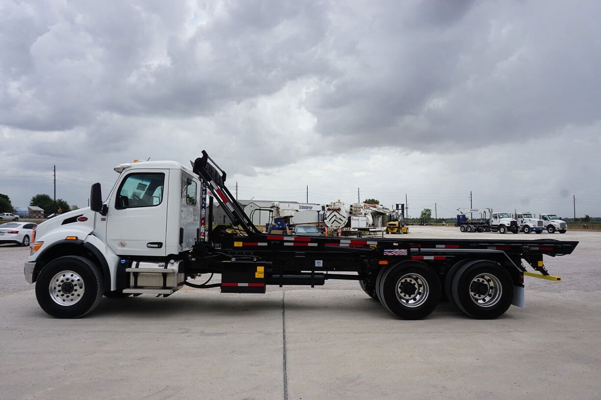 Hook Lift Truck